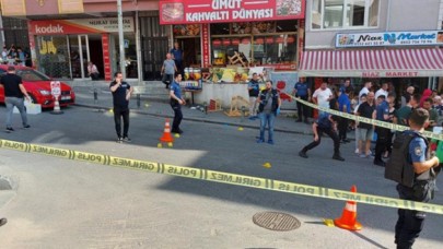 Küçükçekmecede güpegündüz mekan taradılar: 2 ölü