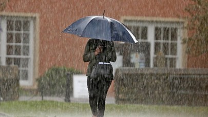 Sarı ve turuncu alarm verildi: Meteoroloji, AFAD ve AKOMdan kuvvetli sağanak uyarısı