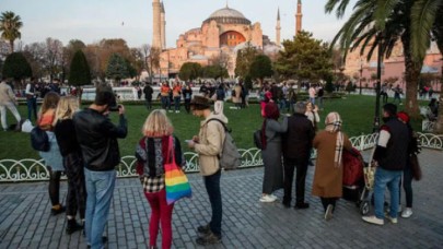 Her 3 turistten 1i İstanbulda