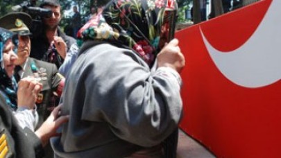 'Oğlum sen ölmedin'