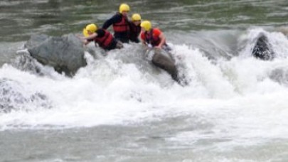 Fırtına'nın ortasında mahsur kaldılar