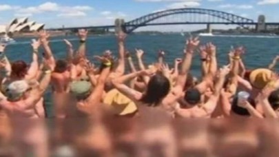 Çıplaklar gemisi yola çıktı