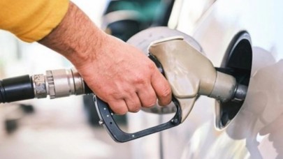Benzin ve motorine indirim geldi