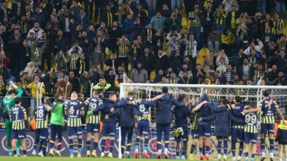 Fenerbahçe gol oldu, yağdı; liderlik koltuğuna oturdu