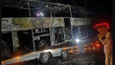 Otobüs kazasında facia: 2si şehit 3 ölü, 20 yaralı