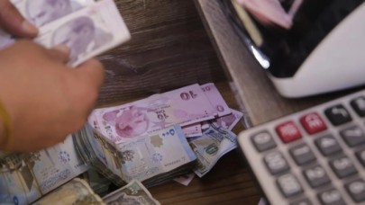 Emeklinin zamlı 2023 bayram ikramiyesi belli oldu: Nisan ayının ilk haftası hesaplarda!