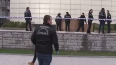 Büyükçekmecede alışveriş merkezinin terasından atlayan genç kız hayatını kaybetti