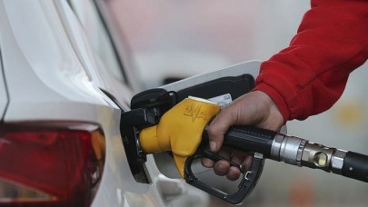 Yeni zam: Benzin fiyatları yeniden iki ayın zirvesinde