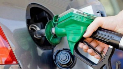 Benzin ve motorine bu kez indirim geldi
