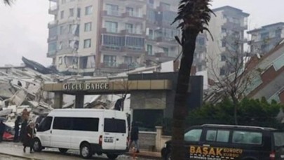 Hatayda yaptığı üç sitede yıkım yaşanan müteahhitten skandal sözler: Soramazsınız