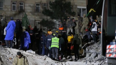 Prof. Dr. Naci Görür deprem riski olan illeri tek tek sayıp uyardı: Endişe ediyoruz!