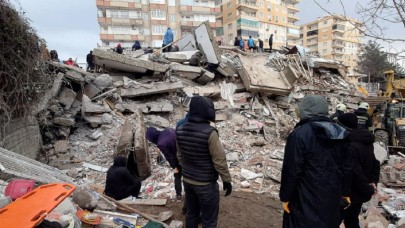 Suriyede ölü sayısı 2 bin 992ye yükseldi!