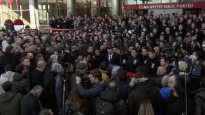 Eski CHP Genel Başkanı Deniz Baykal son yolculuğuna uğurlanıyor