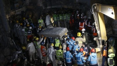 Deprem uzmanı Doug Copp açıkladı: İşte deprem anında yapılması gerekenler