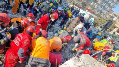 İstanbulda büyük deprem tartışması: Hangi uzman ne diyor?