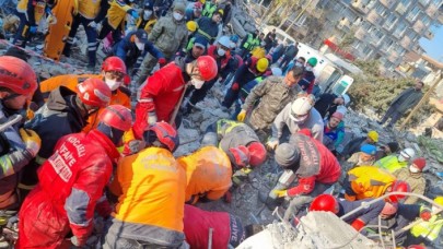Naci Görür’den İstanbul depremi uyarısı! ‘10 şiddeti görülecek, o ilçeler etkilenecek!’