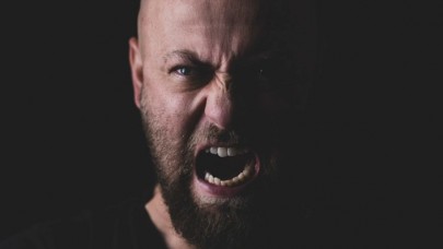 Ağzının ayarı olmayan 3 burç! Çeneleri çok düşük! Çileden çıkarmakta üstlerine yok..