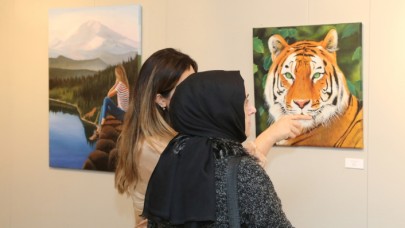 17 RESSAMIN FIRÇASINDAN “DOĞANIN RENKLERİ” SERGİSİ AKSM’DE