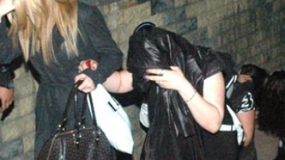 Müşteri gibi girdiler...