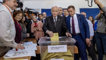 MHP sürpriz yaptı üçüncü parti oldu