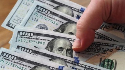 Dolar tüm zamanların rekorunu kırdı