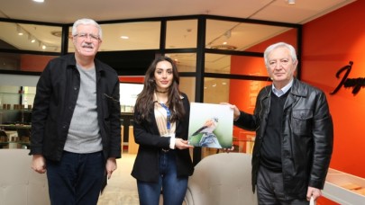 Yazarlık işi biraz zor!