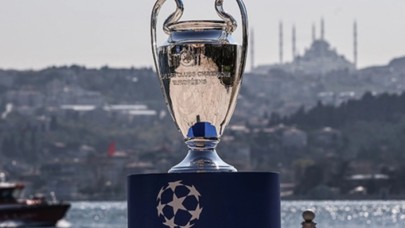 İstanbulda yapılacak: Luis Figodan UEFA Şampiyonlar Ligi finali açıklaması