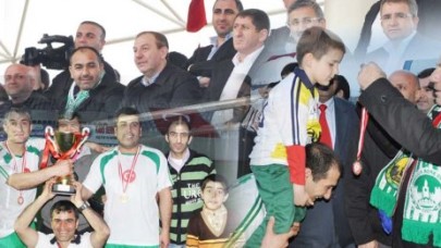 KARSLILAR FUTBOLDA BİRİNCİ...