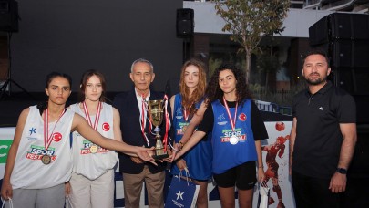 KÜÇÜKÇEKMECE SPOR FESTİVALİNDE 485 SPORCU MÜCADELE ETTİ