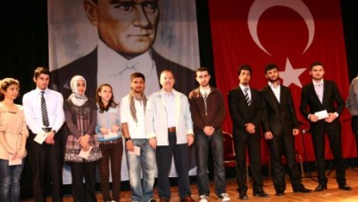 İkinci dönem burslarıda verildi