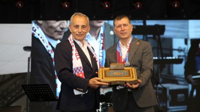 KÜÇÜKÇEKMECE TRABZON GÜNLERİNE EV SAHİPLİĞİ YAPIYOR