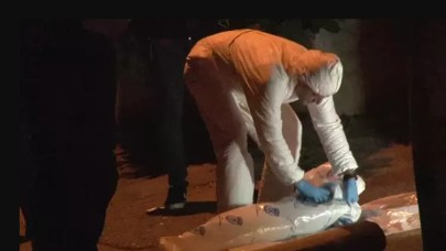 Halının içine sarılmış halde bulundu! Kan donduran olay