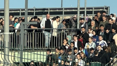 Duraklarda yoğunluk