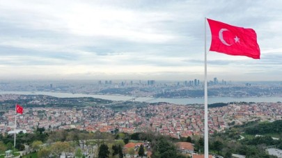 İstanbul bayraklarla süsleniyor!