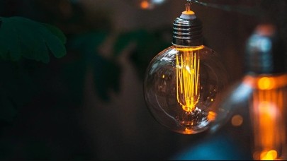 Mumları hazırlayın: İstanbul'da 23 ilçe karanlığa gömülecek!