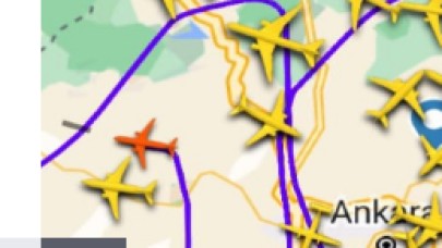 100. yıl uçağı gökyüzüne '100' çizdi