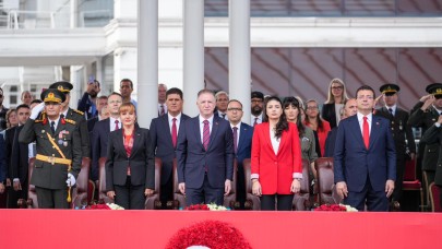 MİLLET ESARETE BOYUN EĞMEDİ!