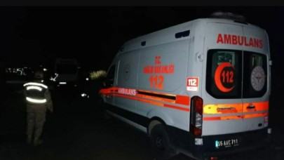 Devrilen otomobil alev aldı, 6 kişi yaşamını yitirdi