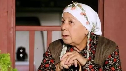 78 yaşındaki Zerrin Sümer, 22 yıllık sevgilisiyle evlendi