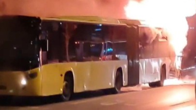 İETT otobüsü seyir halindeyken alevlere teslim oldu