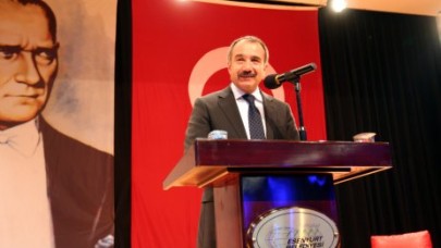 Meslek altın bileziktir