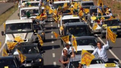 Başbakan'dan önce gövde gösterisi yaptılar