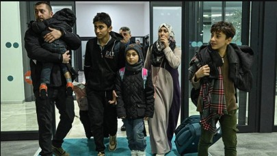 Gazze'den tahliye edilen 130 kişi daha İstanbul'a geldi