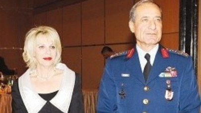 Tutuklama eşini de hasta etti