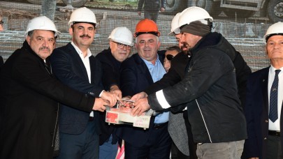 GECE GÜNDÜZ ÇALIŞIYORUZ