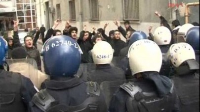 İstanbul Üniversitesi'nde olay