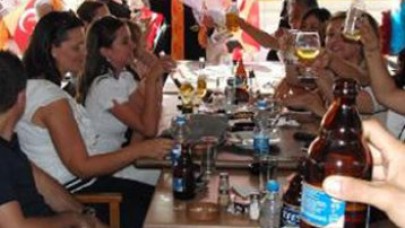 AK Parti bara girdi, halk 'şerefe' dedi