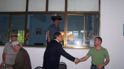 CHP'li Oran sıkmadık el bırakmadı