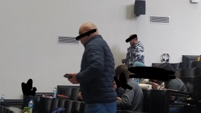 Üniversite kampüsü halka açıldı, derse dalanlar öğrencilerin fotoğrafını çekti!