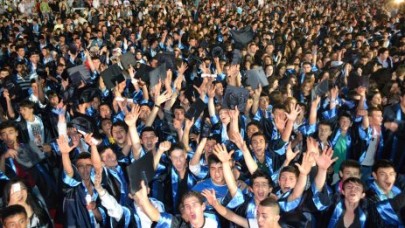 Çatalca'da mezuniyet COŞKUSU